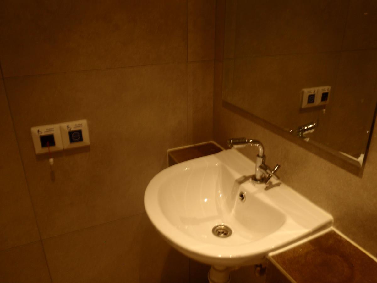 9 Square Hotel - Subang Subang Jaya Buitenkant foto