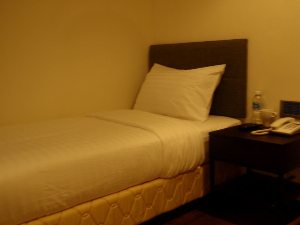 9 Square Hotel - Subang Subang Jaya Buitenkant foto