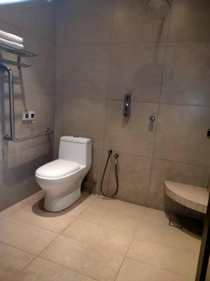 9 Square Hotel - Subang Subang Jaya Buitenkant foto